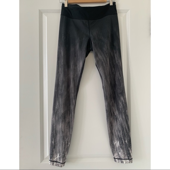 Under Armour Leggings - Picture 1 of 3